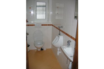 Slovacchia Privát Heľpa, Esterno